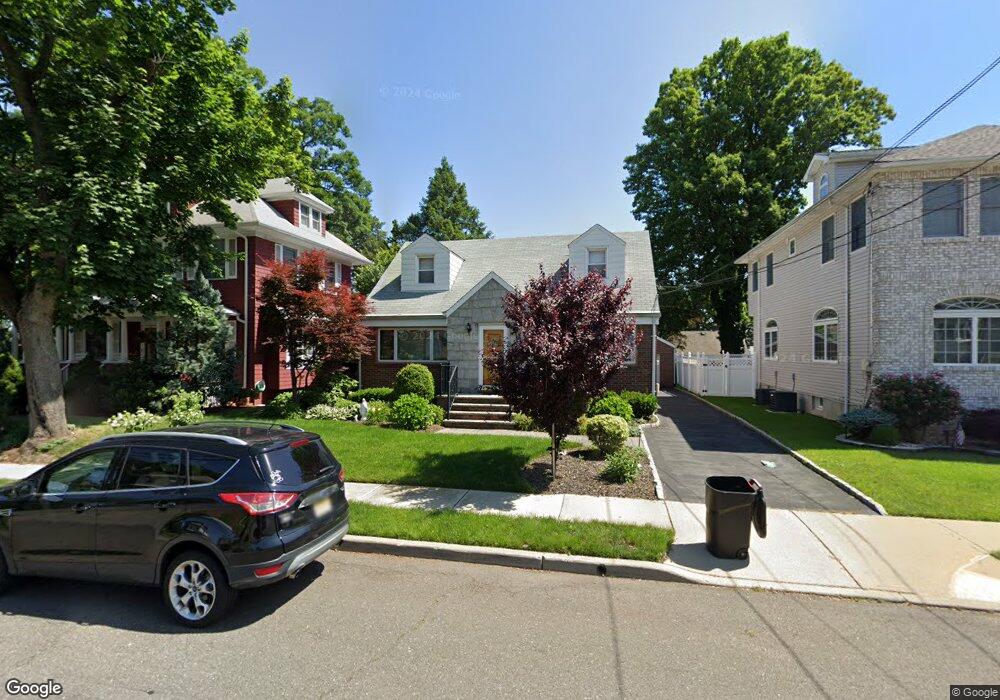 105 Hamilton Ave, Hasbrouck Heights, NJ 07604 - photo 1