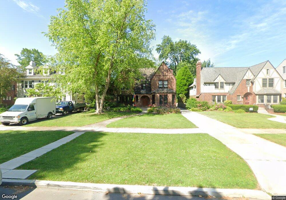 1141 Yorkshire Rd, Grosse Pointe Park, MI 48230 - photo 1