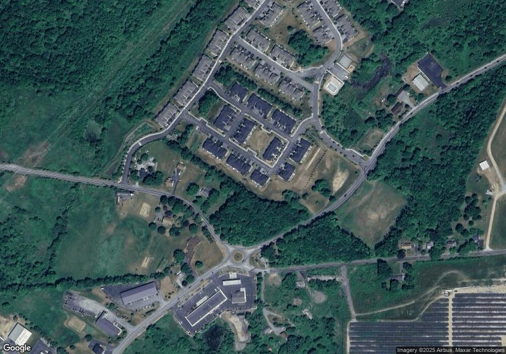 27 Lindentree Ln, Middletown, NY 10940 - photo 1