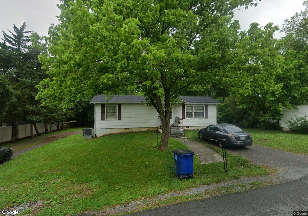 604 Mac St, Shelbyville, TN 37160 - photo 1