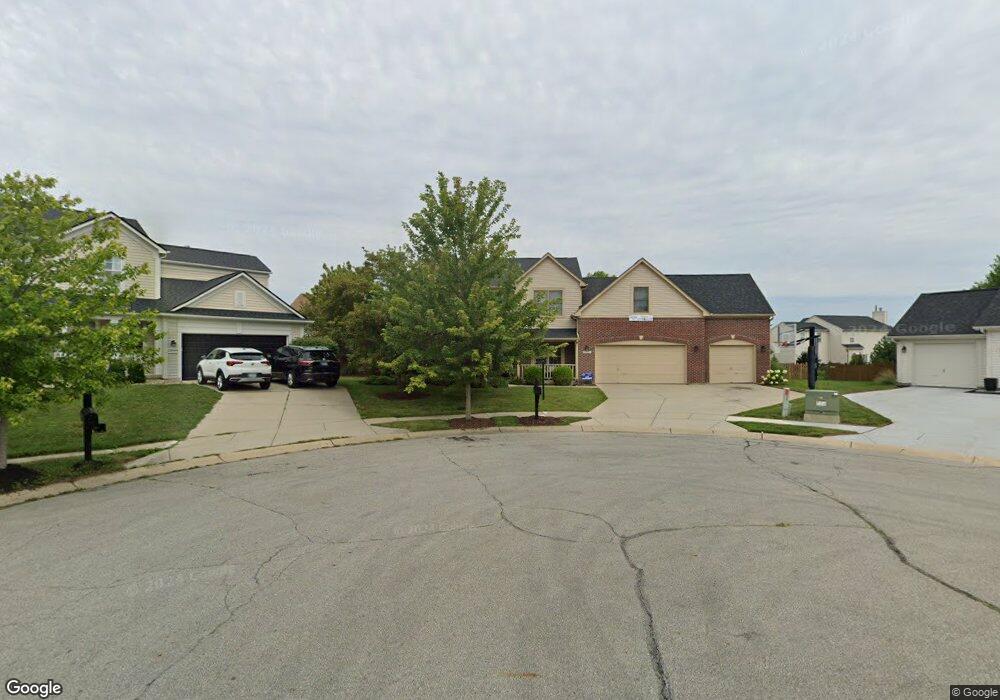 11917 Ledgestone Cir, Fishers, IN 46037 - photo 1