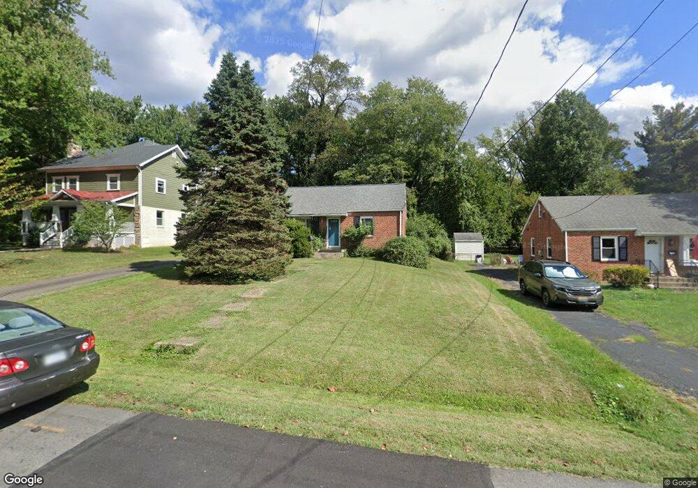 2119 Greenwich St, Falls Church, VA 22043 - photo 1