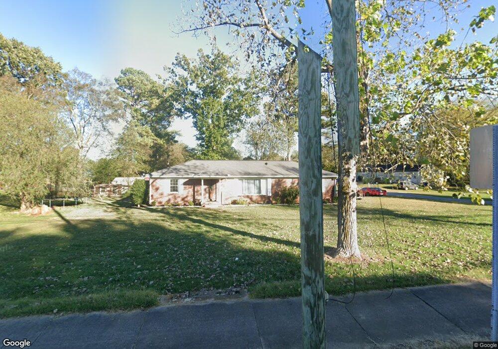 1303 S Cannon Blvd, Shelbyville, TN 37160 - photo 1