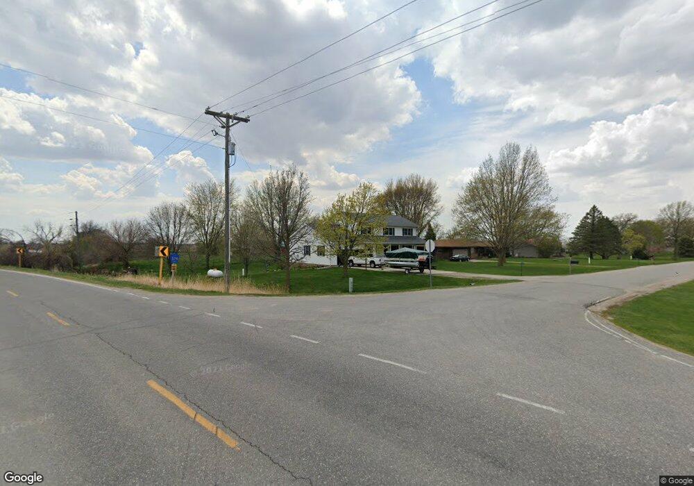 1169 S 52nd Ave E, Newton, IA 50208 - photo 1