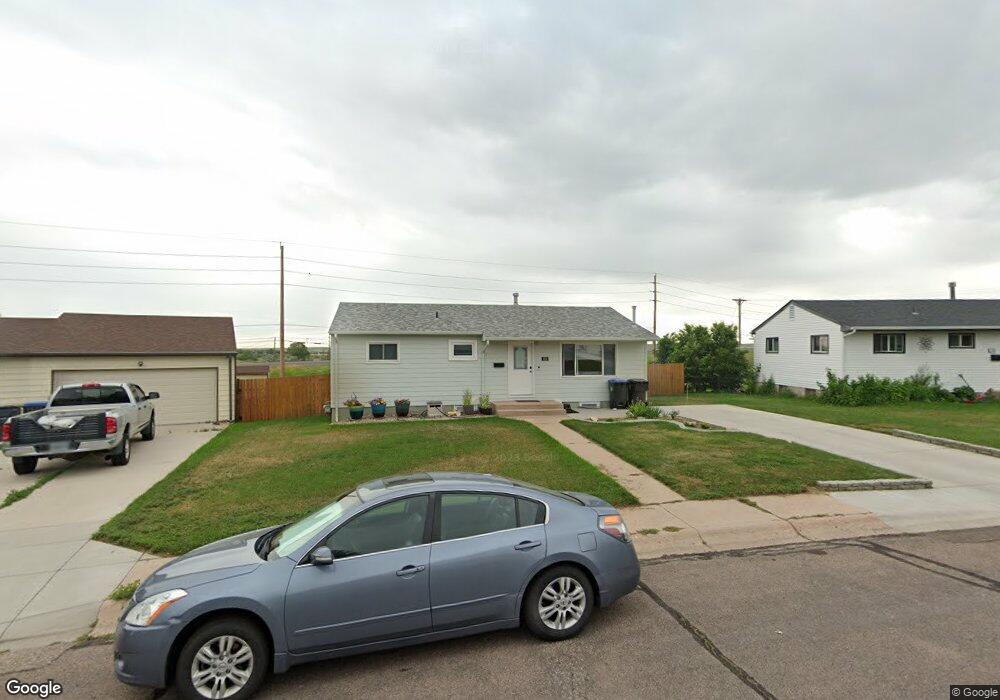 813 Cahill Dr, Cheyenne, WY 82001 - photo 1
