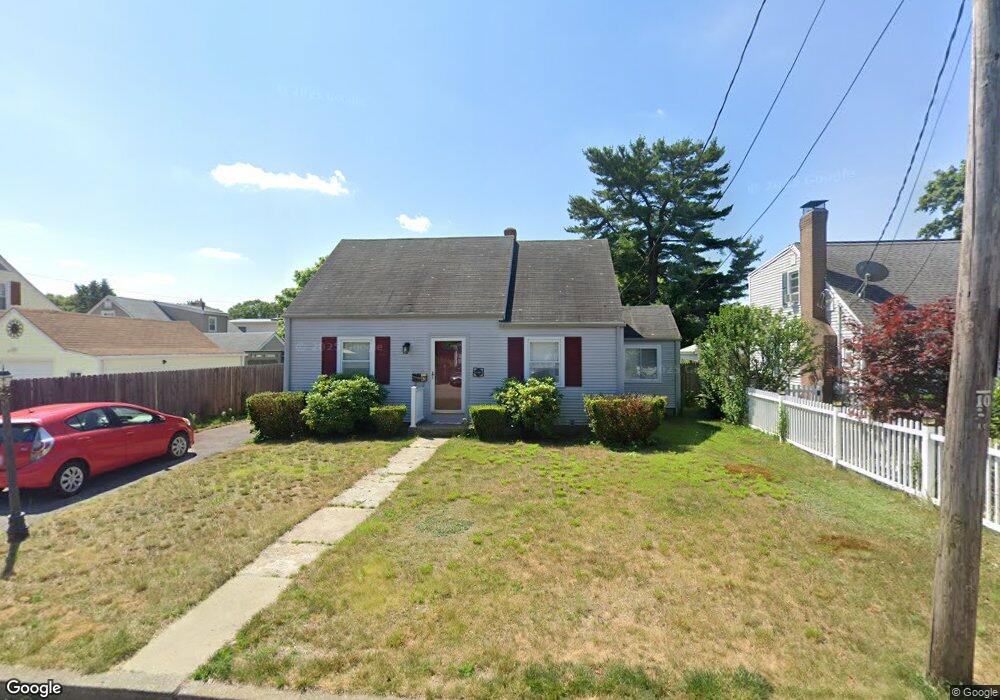 63 Cove St, Pawtucket, RI 02861 - photo 1