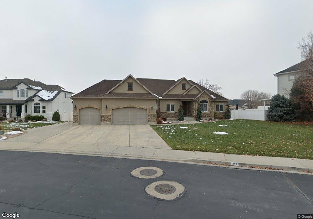1927 Glendon Cir, Pleasant Grove, UT 84062 - photo 1