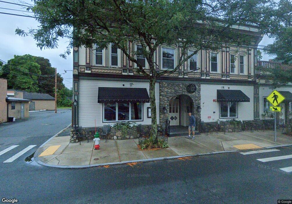 120 Cottage St unit 128, Easthampton, MA 01027 - photo 1