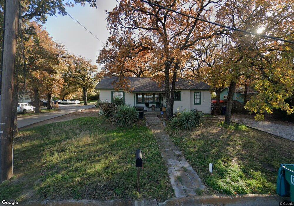 1201 Lindsey St, Denton, TX 76205 - photo 1
