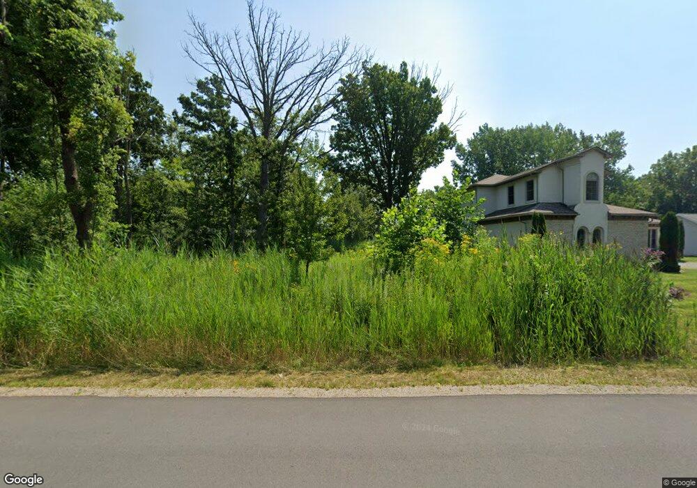 20070 E River Rd, Grosse Ile, MI 48138 - photo 1