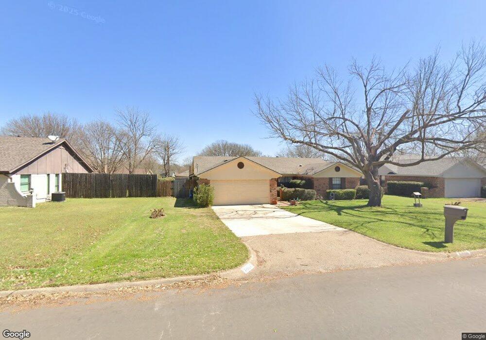 1003 Hyde Park Blvd, Cleburne, TX 76033 - photo 1