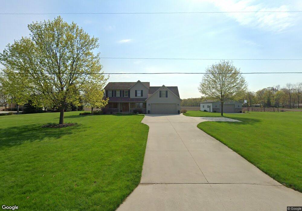 1387 S Dehmel Rd, Frankenmuth, MI 48734 - photo 1