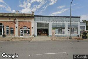 322 E 2nd St, Davenport, IA 52801