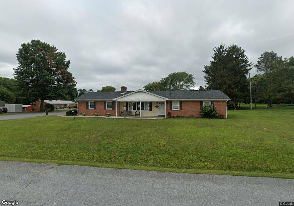 19224 Woodhaven Dr, Hagerstown, MD 21742 - photo 1