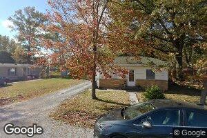 407 Solomon St, Christopher, IL 62822