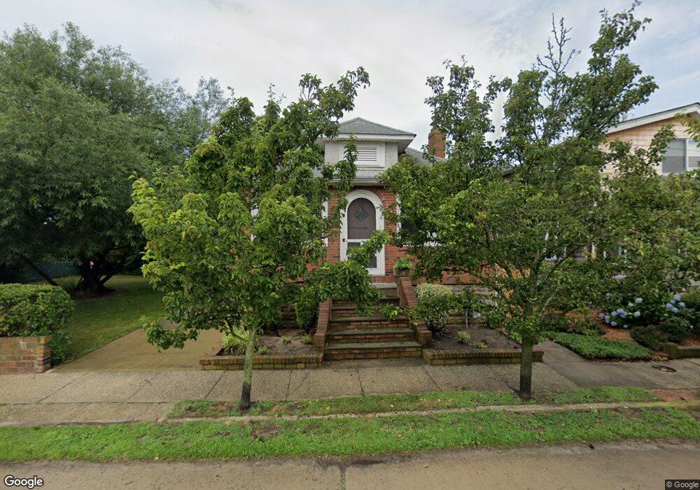 23 Hewlett Ave, Point Lookout, NY 11569 - photo 1