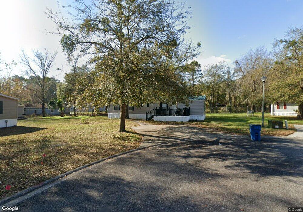 135 Merritt Cir, Brunswick, GA 31520 - photo 1