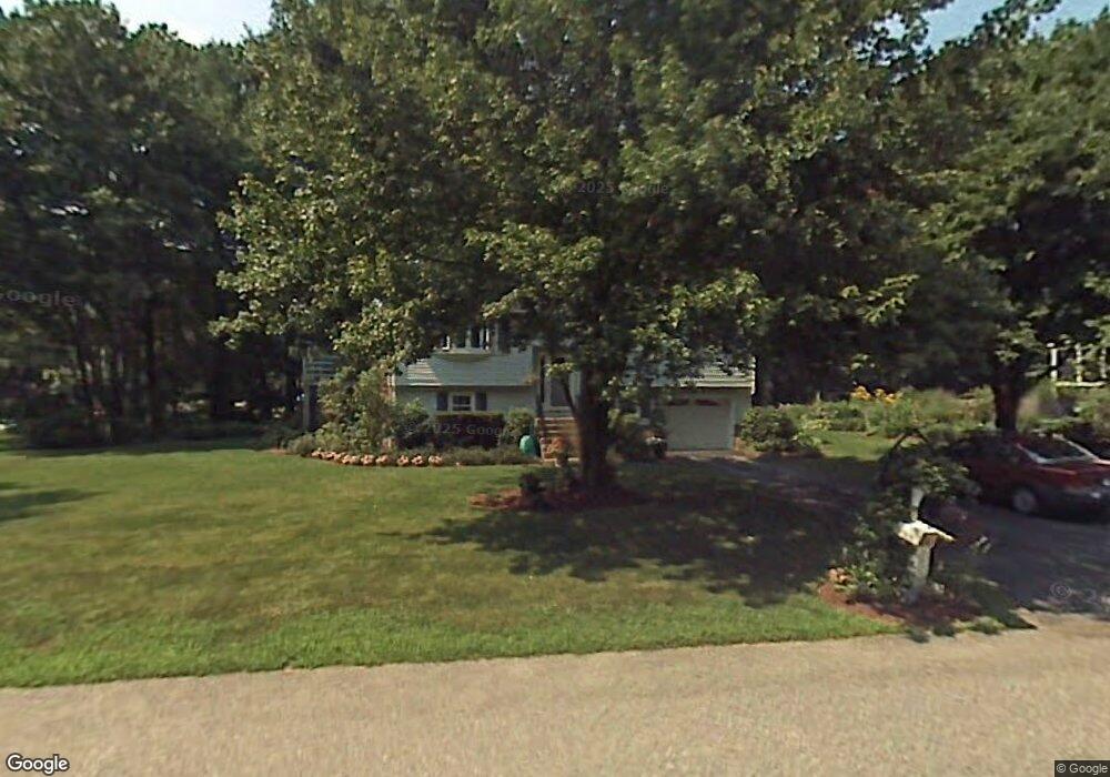 4 Gail Rd, Merrimack, NH 03054 - photo 1