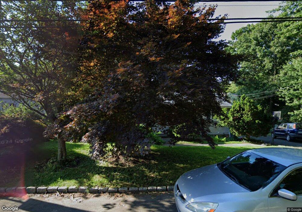 173 Edgemoor Rd, Bridgeport, CT 06606 - photo 1