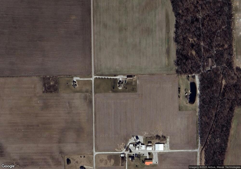 9252 Beech Rd, Bourbon, IN 46504 - photo 1