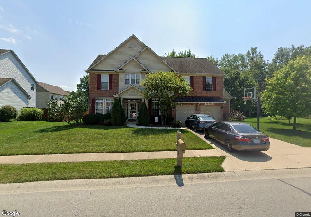 10411 Meadow Lake Dr, Fishers, IN 46038 - photo 1