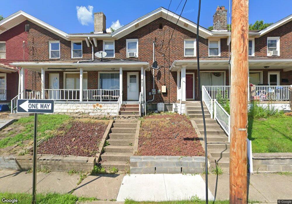 707 Virginia Ave, Midland, PA 15059 - photo 1