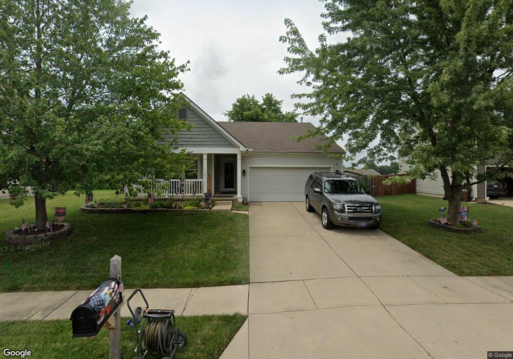 2304 Dundee Dr, Xenia, OH 45385 - photo 1