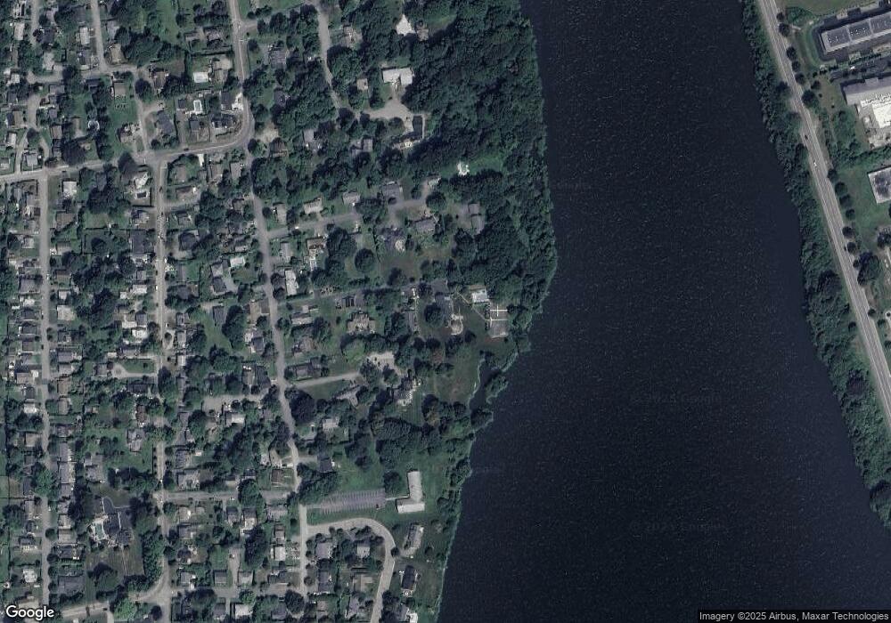 32 Acacia Dr S, Middletown, RI 02842 - photo 1