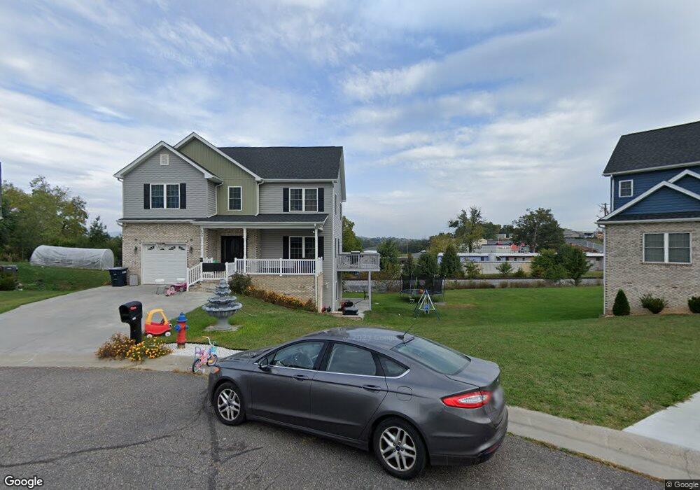 699 Starlight Ct, Harrisonburg, VA 22801 - photo 1