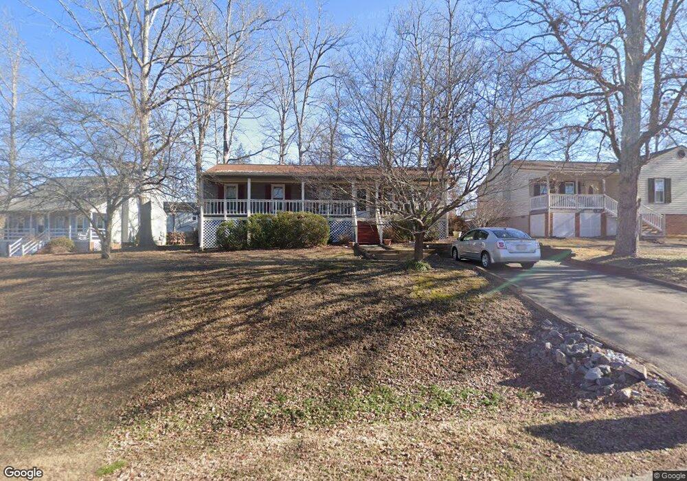 4602 Mason Crest Dr, North Chesterfield, VA 23234 - photo 1