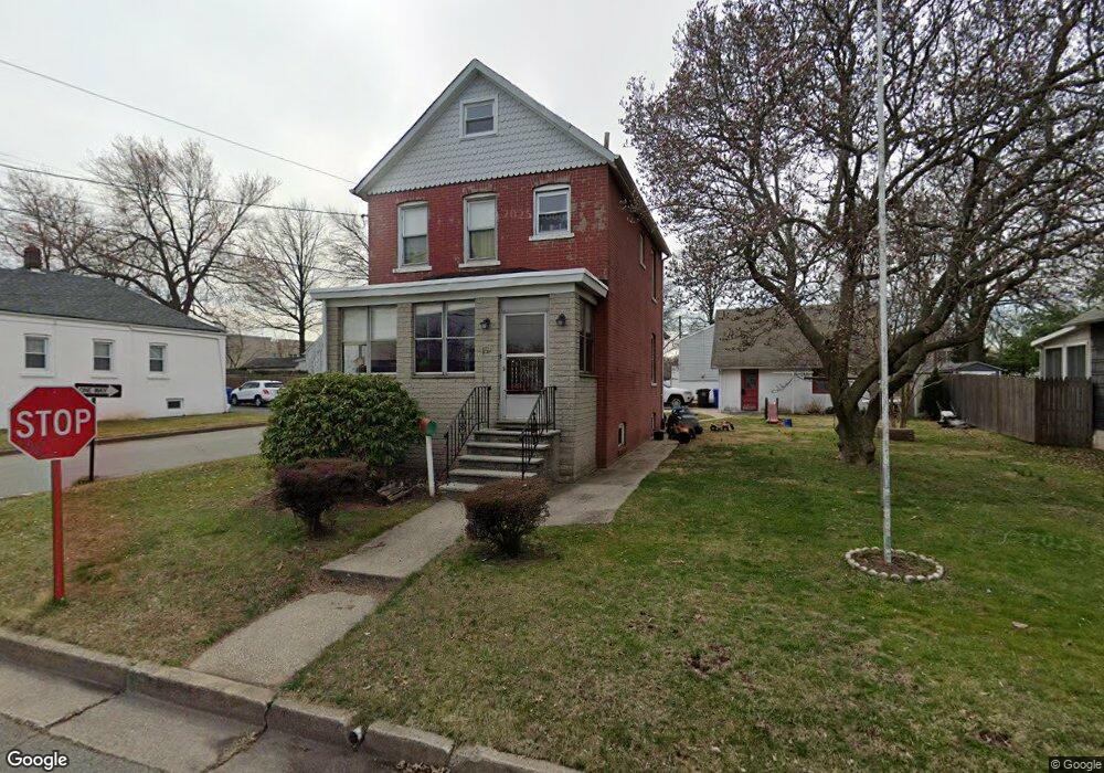 351 Oak Ave, Woodbridge, NJ 07095 - photo 1