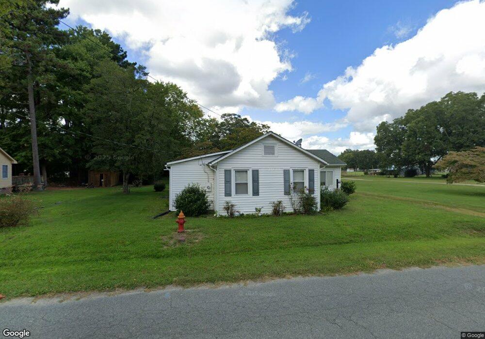 780 Thompson Ave, West Point, VA 23181 - photo 1