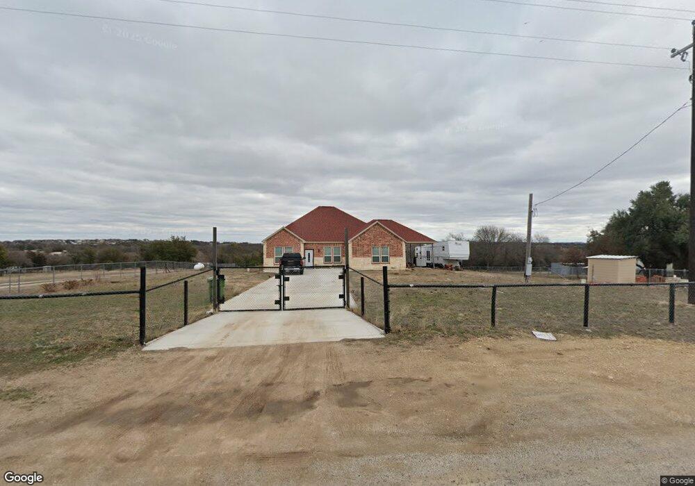 611 Sanger Dr, Springtown, TX 76082 - photo 1