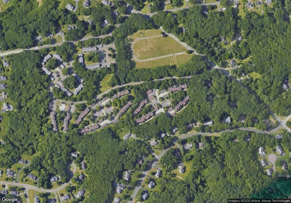 240 Conestoga Way, Glastonbury, CT 06033 - photo 1