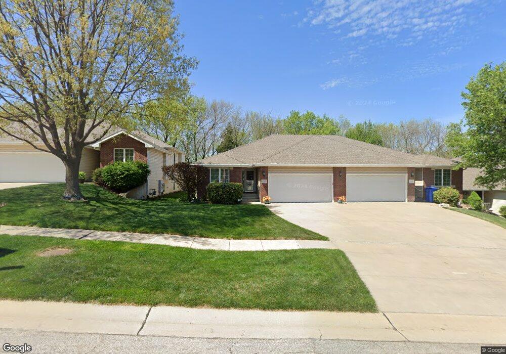 1115 SW Red Oaks Place, Topeka, KS 66615 - photo 1
