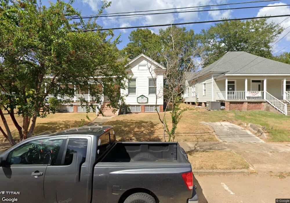 626 Delaware Ave, McComb, MS 39648 - photo 1