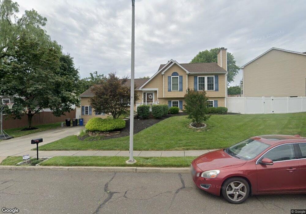 35 Jennifer Ln, Morrisville, PA 19067 - photo 1