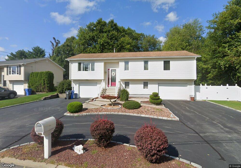 80 Elton Cir, Cranston, RI 02921 - photo 1