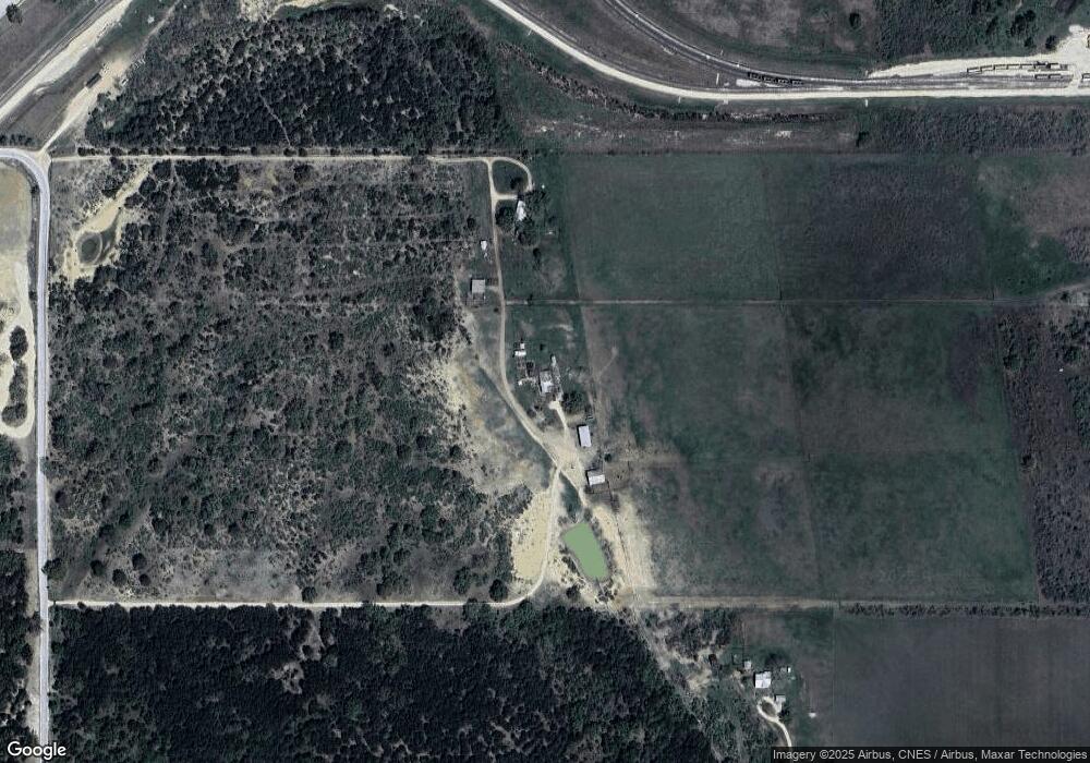 1040 County Road 353, Hondo, TX 78861 - photo 1