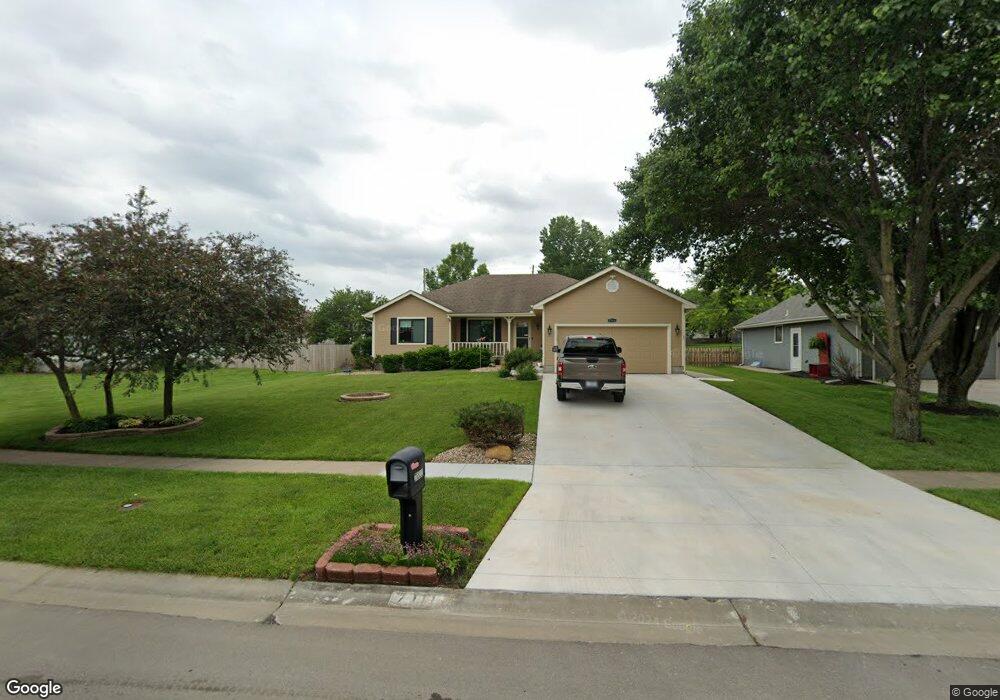 7111 SW Cannock Chase Rd, Topeka, KS 66614 - photo 1