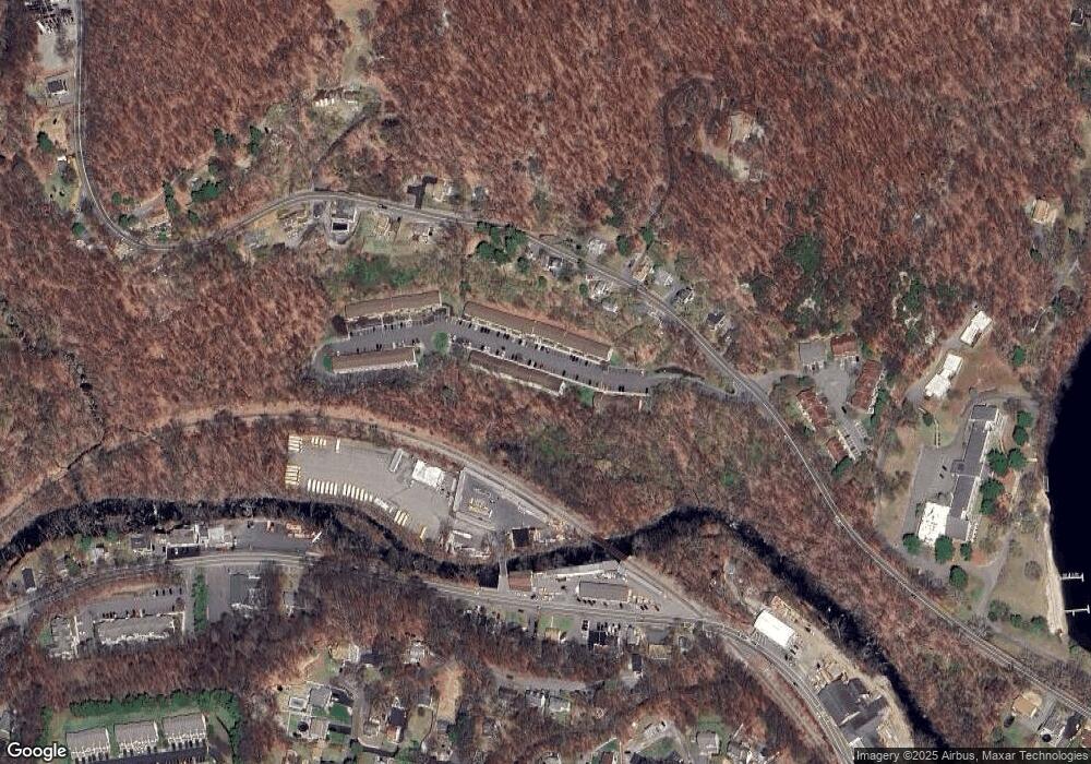 15 Treetop Ct, Bloomingdale, NJ 07403 - photo 1