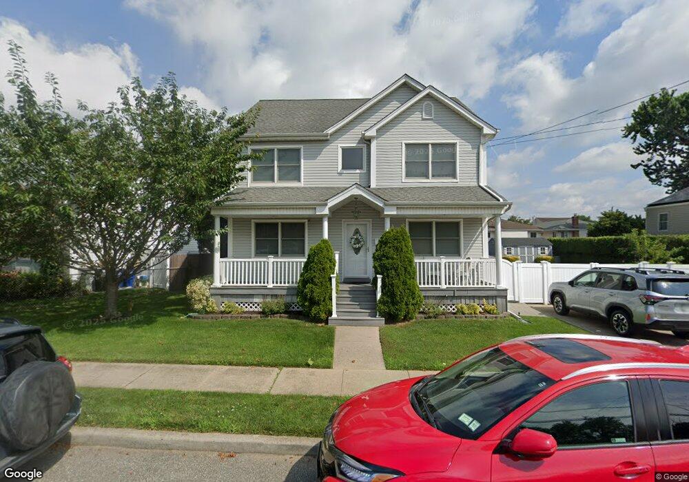 823 Washington St, Baldwin, NY 11510 - photo 1