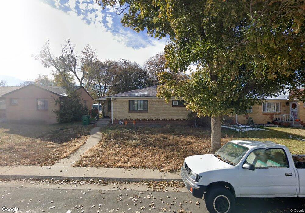 2371 Jamaica St, Aurora, CO 80010 - photo 1