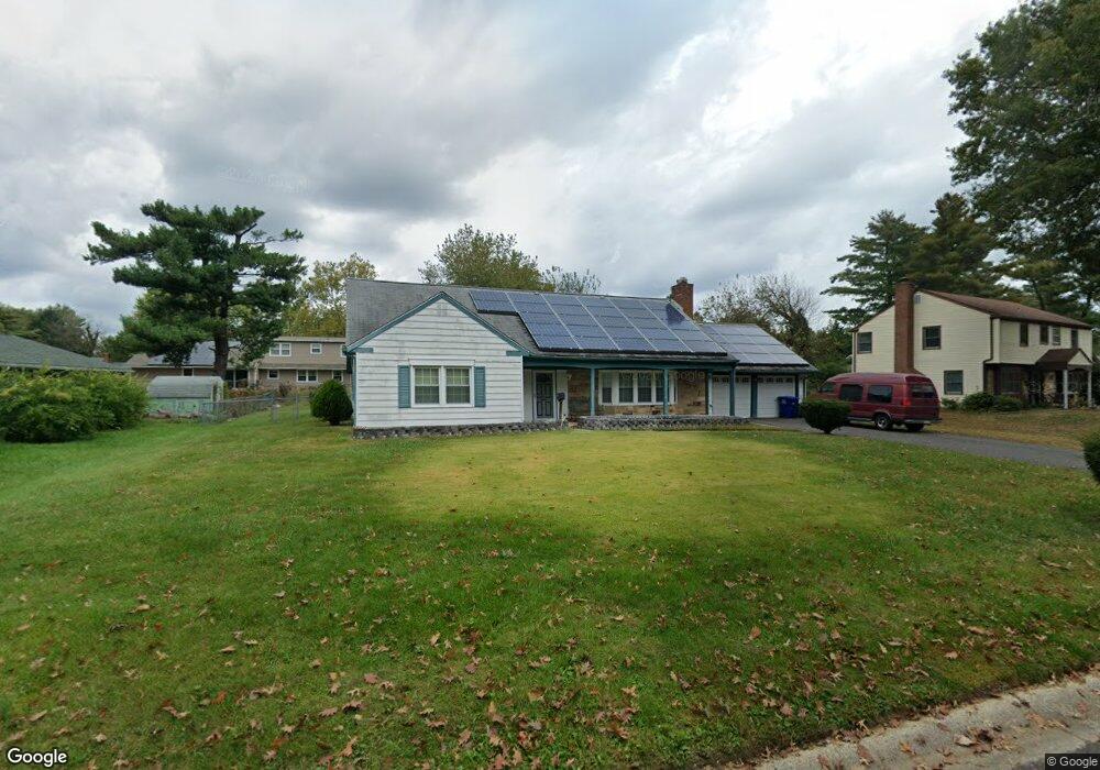 45 Club House Dr, Willingboro, NJ 08046 - photo 1