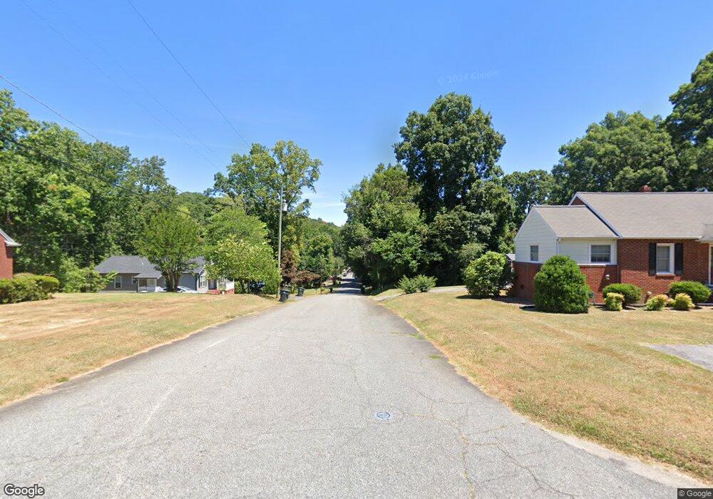 203 Sunset Dr N, Asheboro, NC 27205 - photo 1