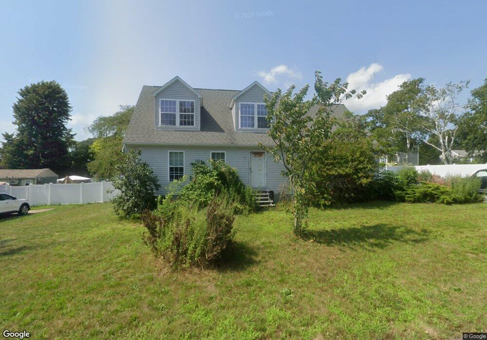 44 Hacker St, Fairhaven, MA 02719 - photo 1