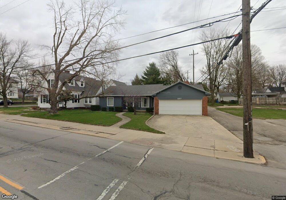 257 N Wabash St, Wabash, IN 46992 - photo 1