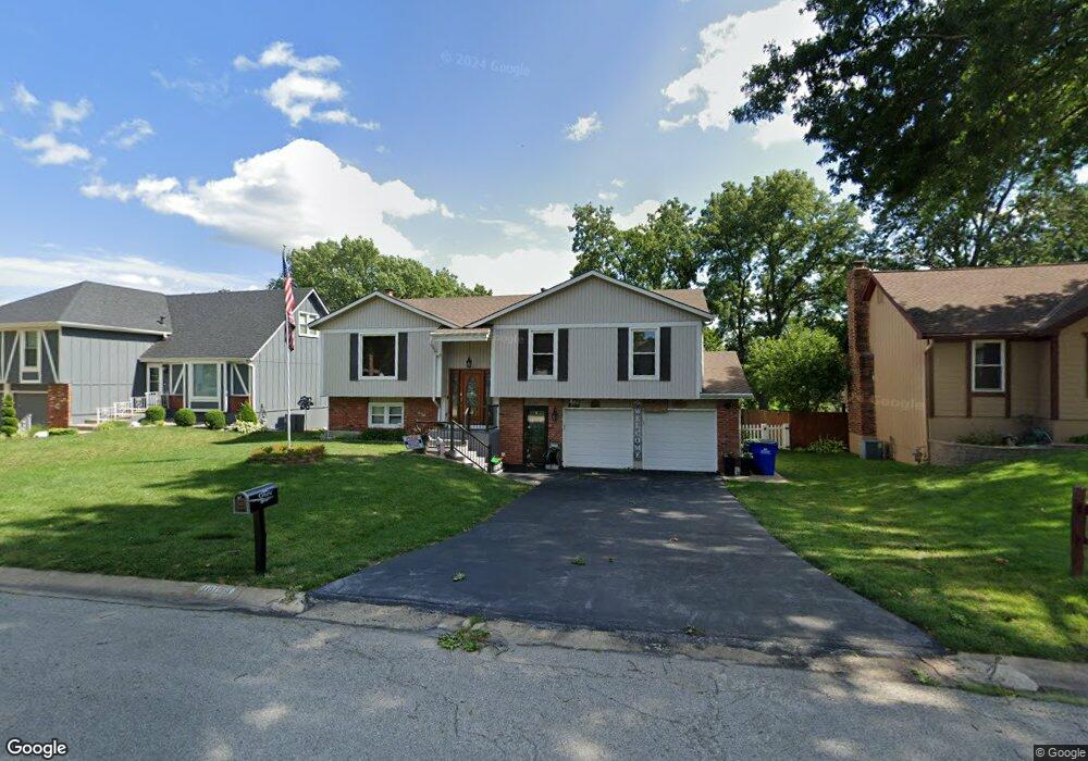 10109 W 54th St, Shawnee, KS 66203 - photo 1