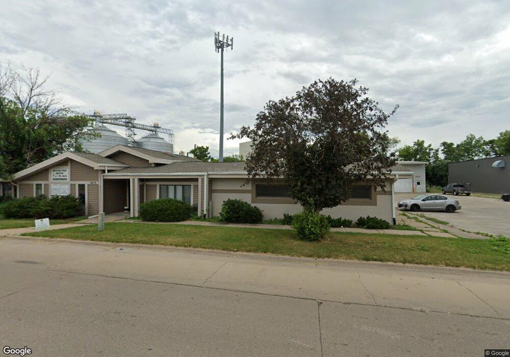 1075 Rockford Rd SW, Cedar Rapids, IA 52404 - photo 1