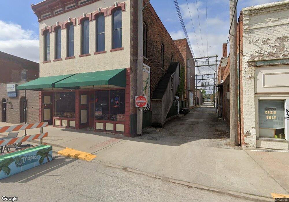 415 Pulaski St, Lincoln, IL 62656 - photo 1